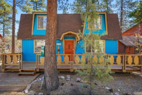 The BlueBird Retreat, Jacuzzi, BBQ Big Bear Lake